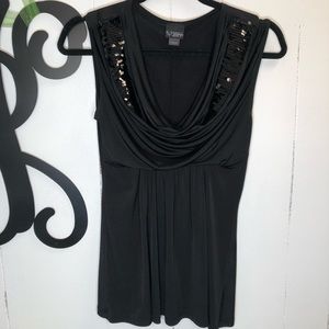 Daytrip Black Sleeveless V Neck w/ Blk Sequins